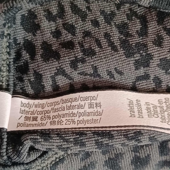 Victoria's Secret M Wireless Lounge Sports Bra Bralette Leopard Print Black Grey - Picture 4 of 7